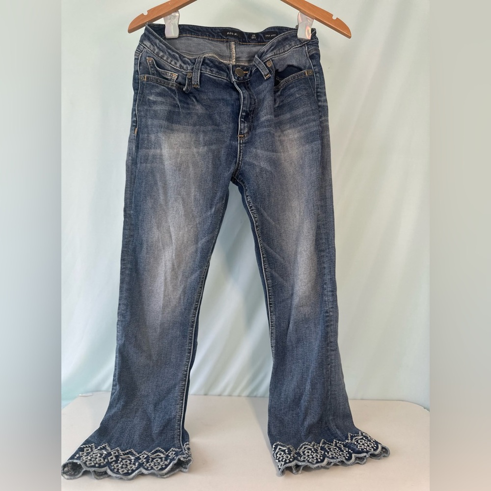 Stylish Embroidered Blue Jeans for Women Size 29